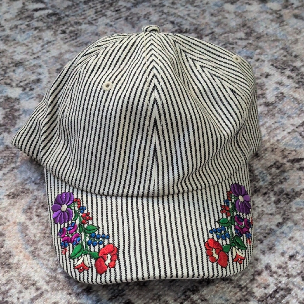 San Diego Hat Company Black and White Striped Hat
